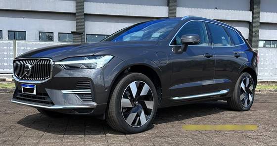 VOLVO XC60 2.0 T8 RECHARGE ULTIMATE AWD GEARTRONIC